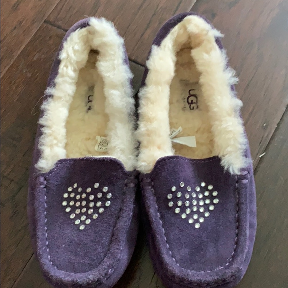 Youth size 2 UGG purple slippers
